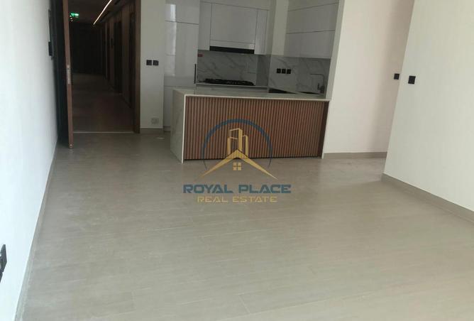 Spacious 2BR+M| NEAR TO EXIT | READY TO MOVE photo 2
