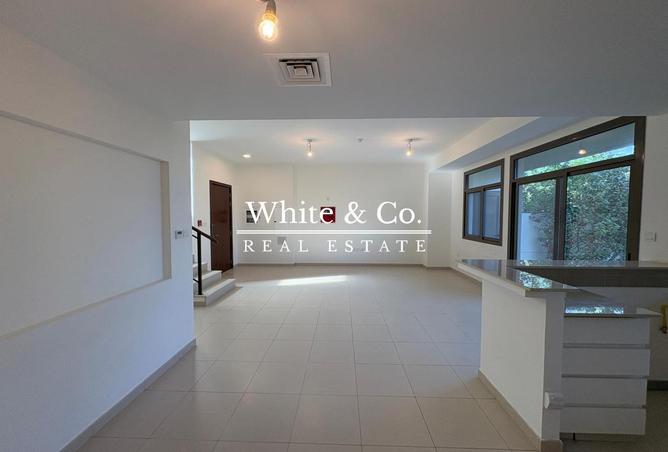 70277386 - صورة العقار 3