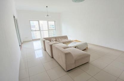 Apartment - 2 Bedrooms - 2 Bathrooms for rent in Cascades Tower - Dubai Marina - Dubai