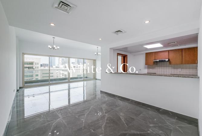 82780914 - Property Main Image