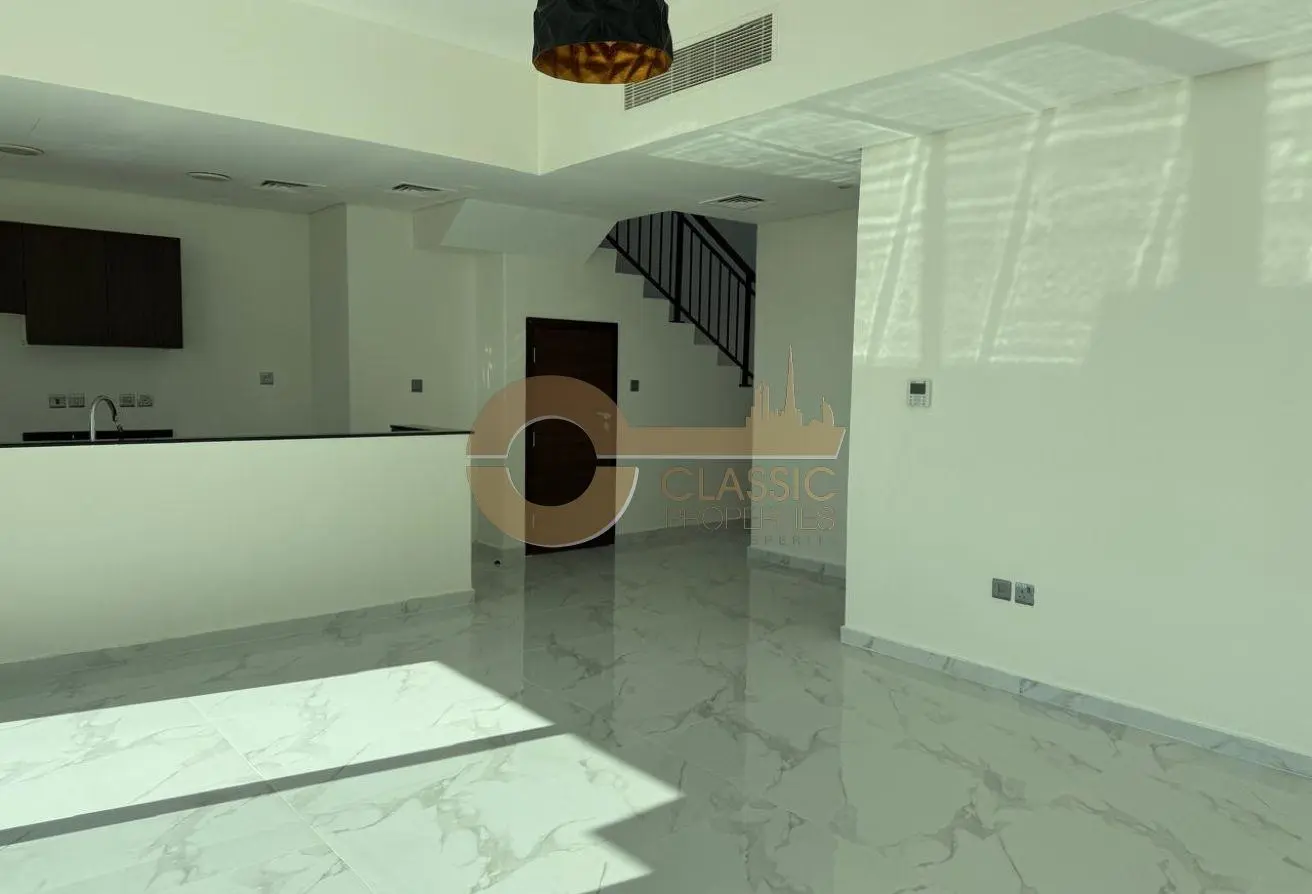 121991008 - Property Main Image