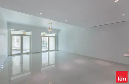 Apartment - 2 Bedrooms - 3 Bathrooms for rent in Al Shahla - Shoreline Apartments - Palm Jumeirah - Dubai