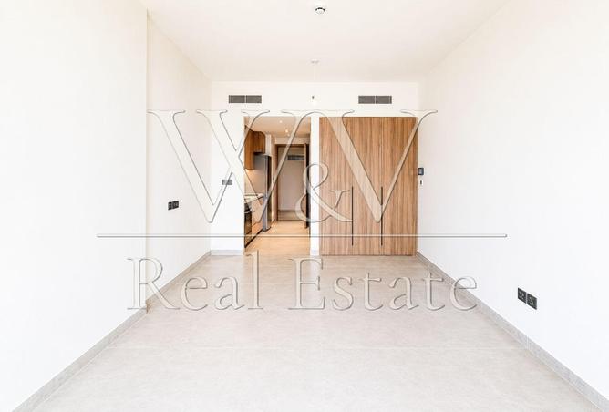135163040 - Property Image 2