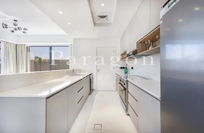 تاون هاوس - 3 غرف نوم - 4 حمامات للبيع في الفلل الفاخرة - جزيرة فالكون - قرية الحمرا - رأس الخيمة