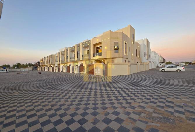 79443786 - Property Image 2