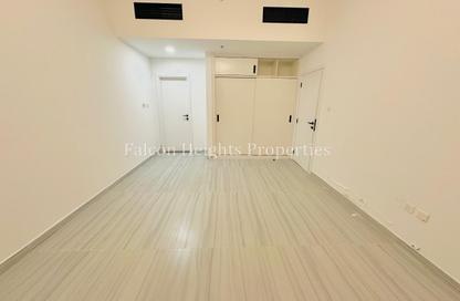 Apartment - 1 Bedroom - 2 Bathrooms for rent in Al Amir Abdullah Building - International City Phase 2 - Al Warsan 4 - Al Warsan - Dubai Apartment - 1 Bedroom - 2 Bathrooms for rent in Al Amir Abdullah Building - International City Phase 2 - Al Warsan 4 - Al Warsan - Dubai