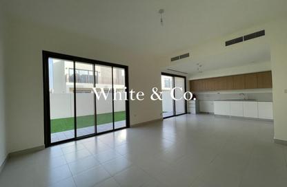 Villa - 4 - 4 for rent in Parkside 2 - Emaar South - Dubai South (Dubai World Central) - Dubai Villa - 4 - 4 for rent in Parkside 2 - Emaar South - Dubai South (Dubai World Central) - Dubai