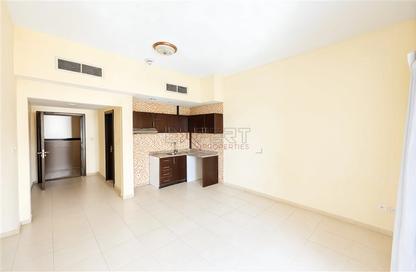 Apartment - Studio - 1 for rent in Silicon Gates 4 - Silicon Gates - Dubai Silicon Oasis - Dubai