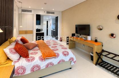 Apartment - Studio - 1 for rent in Waters Edge - Business Bay - Dubai
