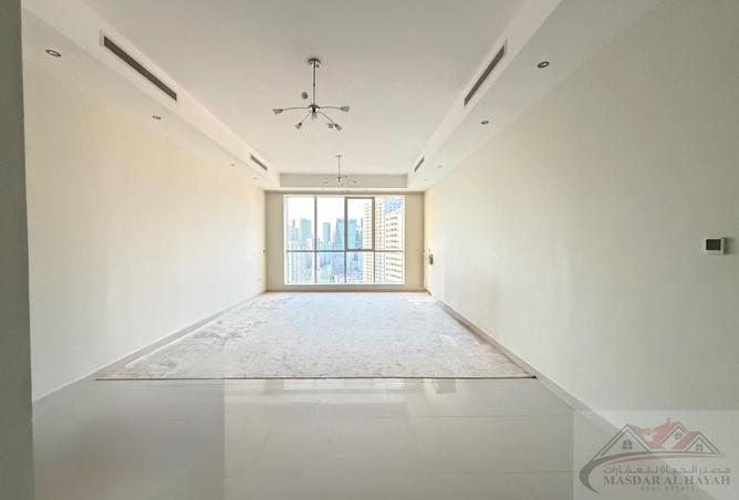 100854855 - Property Image 3