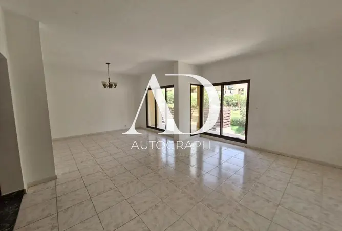 136548832 - Property Image 2