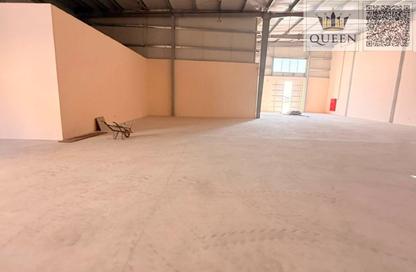 Warehouse - Studio for rent in Al Sajaa Industrial - Al Sajaa - Sharjah