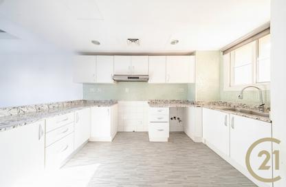 Villa - 3 Bedrooms - 4 Bathrooms for sale in Springs 3 - The Springs - Dubai