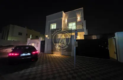 Villa - 5 Bedrooms - 7 Bathrooms for sale in Al Yasmeen 1 - Al Yasmeen - Ajman