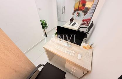 Office Space - Studio - 1 for rent in Silver Home Building - Hor Al Anz - Deira - Dubai Office Space - Studio - 1 for rent in Silver Home Building - Hor Al Anz - Deira - Dubai