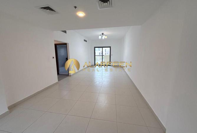 70271038 - Property Image 2