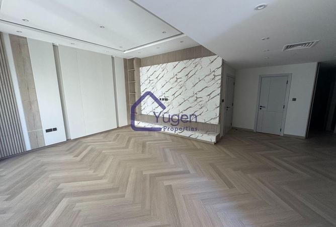 53186687 - Property Image 2