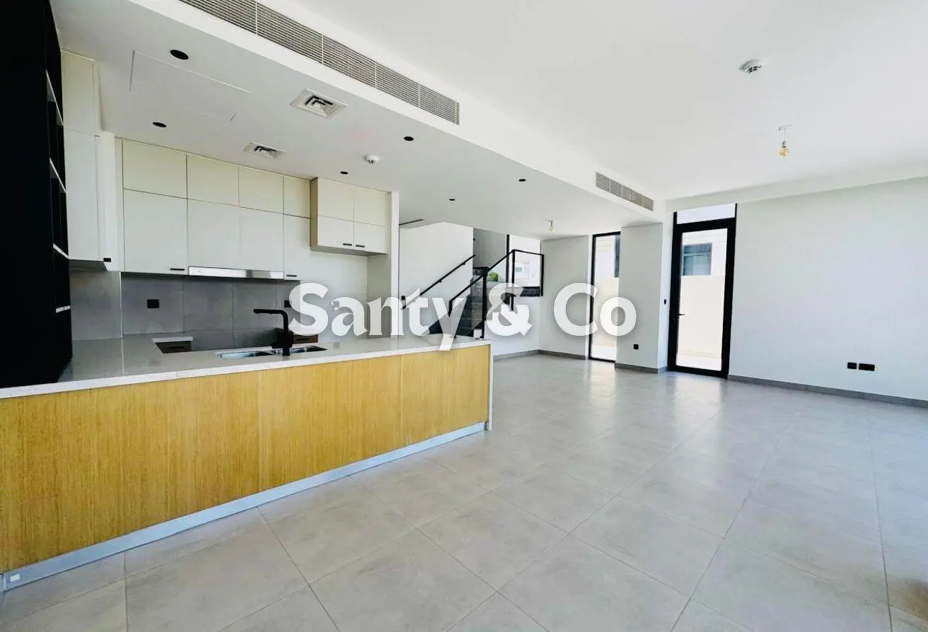 104257003 - Property Main Image