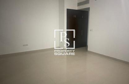 Apartment - 2 Bedrooms - 3 Bathrooms for rent in Burooj Views - Marina Square - Al Reem Island - Abu Dhabi