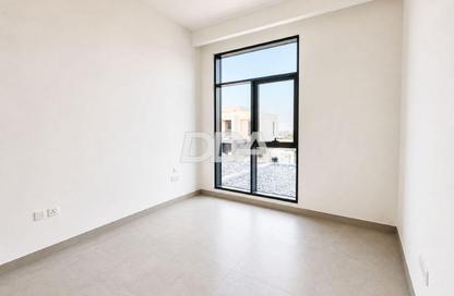 Villa - 4 - 6 for sale in The Pulse Beachfront 2 - The Pulse - Dubai South (Dubai World Central) - Dubai Villa - 4 - 6 for sale in The Pulse Beachfront 2 - The Pulse - Dubai South (Dubai World Central) - Dubai