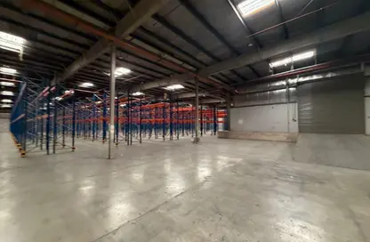 مصنع - استوديو - 4 حمامات للايجار في المنطقة الصناعية 11 - المنطقة الصناعية بالشارقة - الشارقة