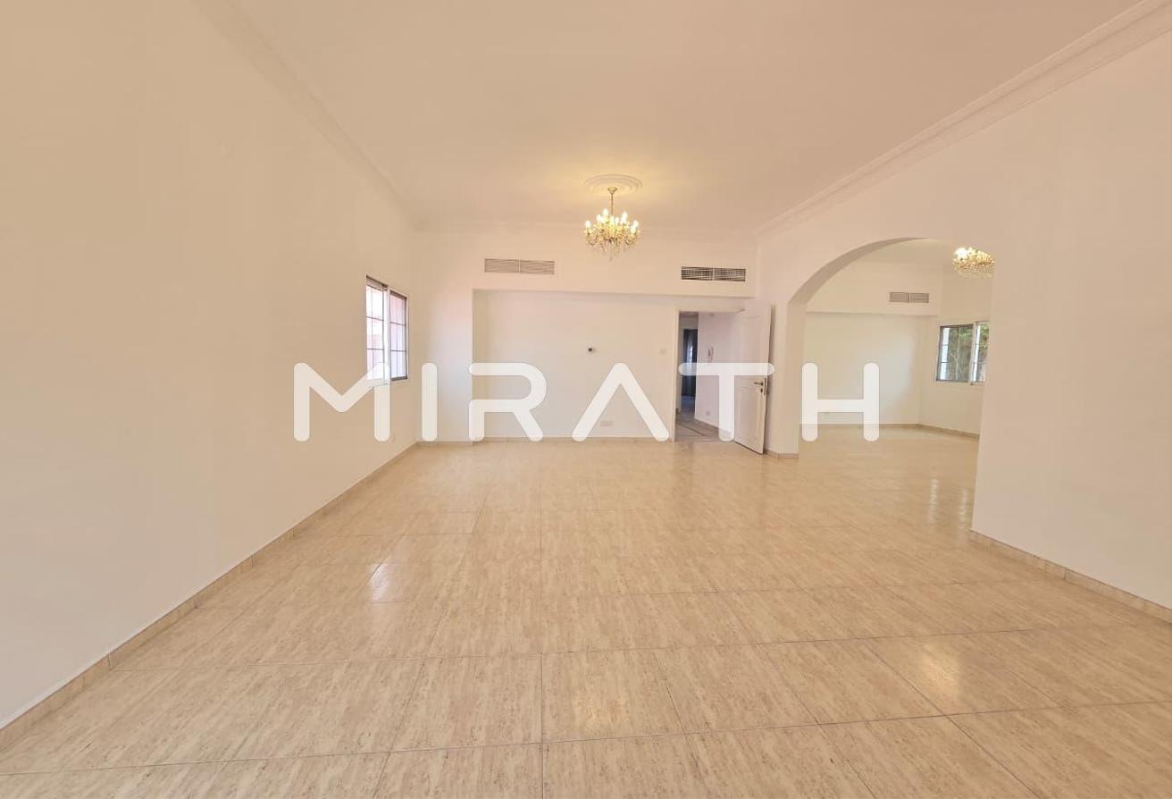 Private Garden| Independent Villa | Prime Location photo 3