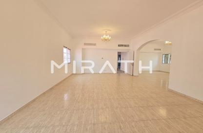 Villa - 5 Bedrooms - 5 Bathrooms for rent in Umm Suqeim 1 Villas - Umm Suqeim 1 - Umm Suqeim - Dubai Villa - 5 Bedrooms - 5 Bathrooms for rent in Umm Suqeim 1 Villas - Umm Suqeim 1 - Umm Suqeim - Dubai