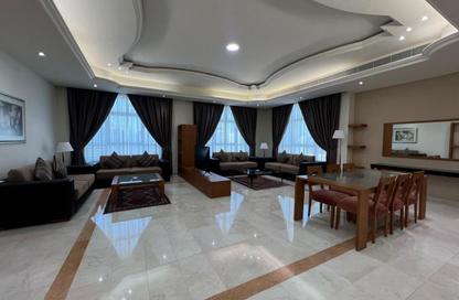 Apartment - 3 Bedrooms - 4 Bathrooms for rent in Vision Twin Towers - Al Najda Street - Abu Dhabi