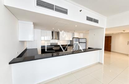 Apartment - 2 - 3 for rent in Damac Heights - Dubai Marina - Dubai