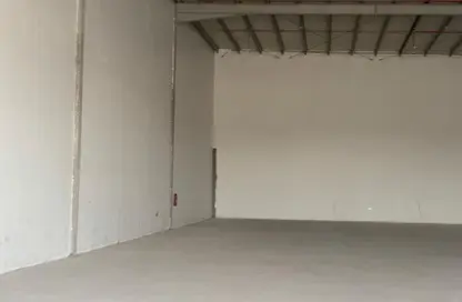 Warehouse - Studio - 1 Bathroom for rent in Mazyad Mall - Mohamed Bin Zayed City - Abu Dhabi