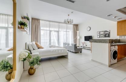 Apartment - Studio - 1 Bathroom for rent in Bay Square Building 9 - Bay Square - Business Bay - Dubai