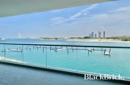 Apartment - 1 Bedroom - 2 Bathrooms for sale in Azure Residences - Palm Jumeirah - Dubai