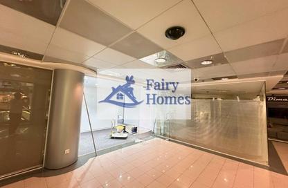 Shop - Studio for rent in Pyramid Centre - Oud Metha - Bur Dubai - Dubai