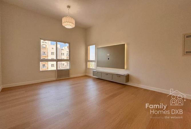 54925398 - صورة العقار 2