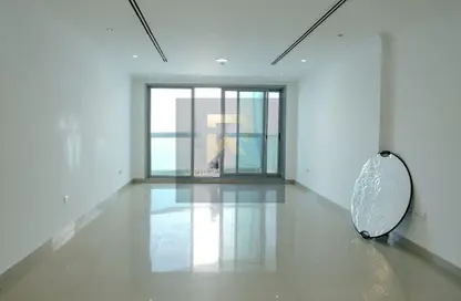 Apartment - 2 Bedrooms - 4 Bathrooms for rent in Corniche Tower - Ajman Corniche Road - Ajman