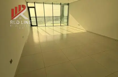 Apartment - 3 Bedrooms - 4 Bathrooms for rent in Al Mamzar - Sharjah - Sharjah