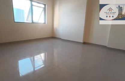 Apartment - 2 - 2 for rent in Blue Tower - Al Majaz 3 - Al Majaz - Sharjah