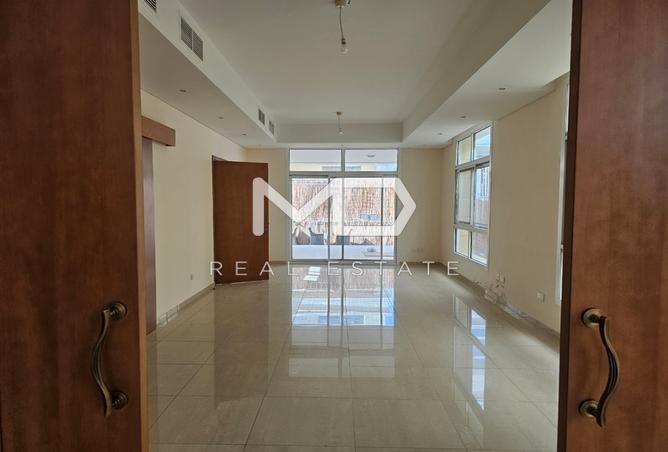 16222108 - Property Image 2