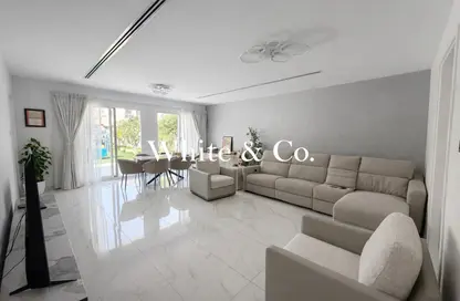 Villa - 3 Bedrooms - 2 Bathrooms for sale in Springs 10 - The Springs - Dubai Villa - 3 Bedrooms - 2 Bathrooms for sale in Springs 10 - The Springs - Dubai