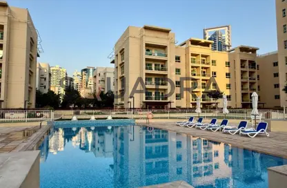 شقة - 2 غرف نوم - 2 حمامات للايجار في الظفرة 3 - الظفرة - جرينز - دبي