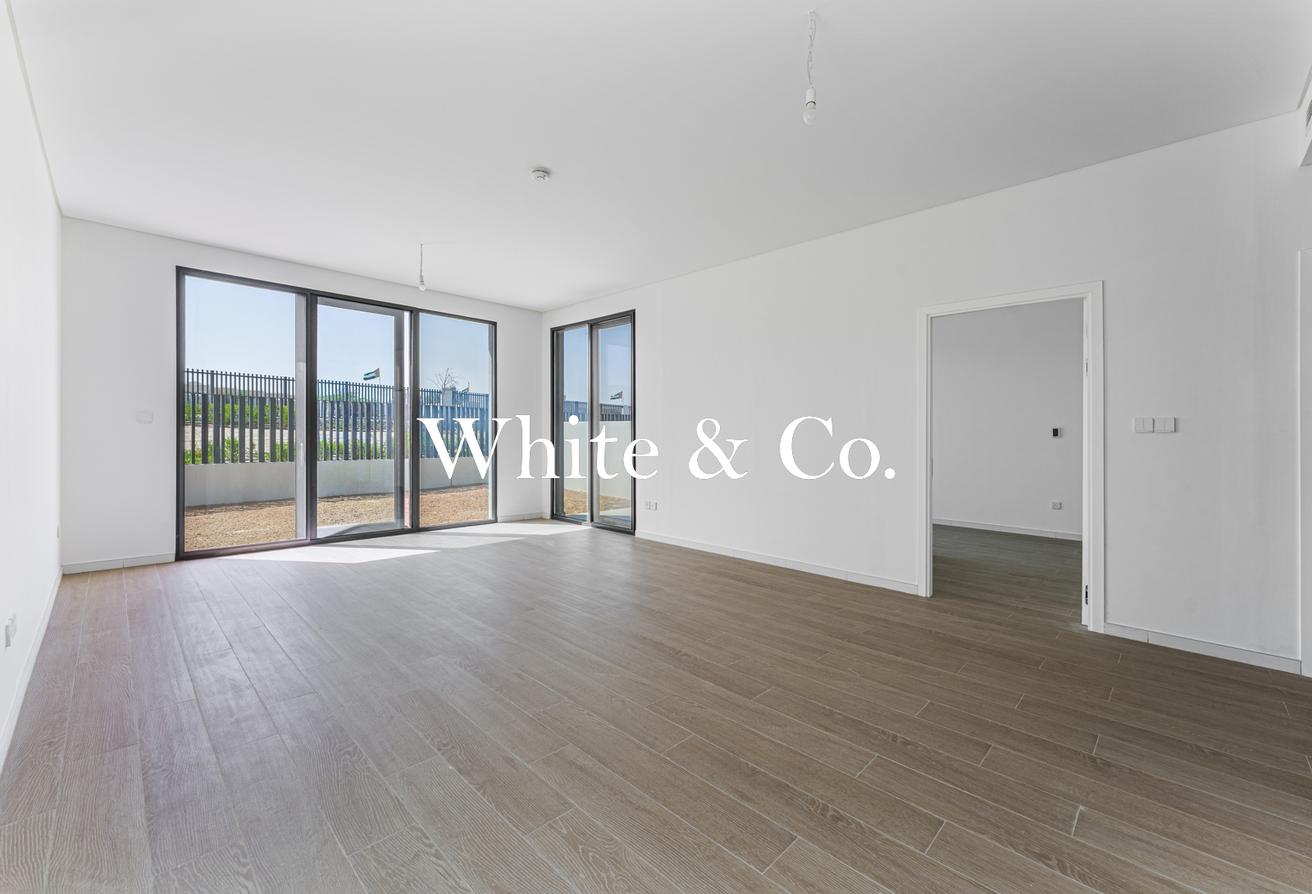 Corner plot | Landscaped| Multiple options photo 5