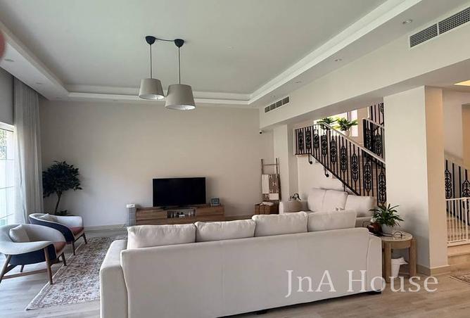 74233467 - صورة العقار 2