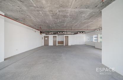 Office Space - Studio - 2 Bathrooms for rent in One Lake Plaza - JLT Cluster T - Jumeirah Lake Towers - Dubai