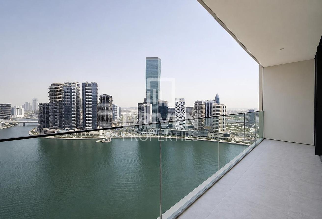 Canal and Burj View | Family Waterfront Living photo 28