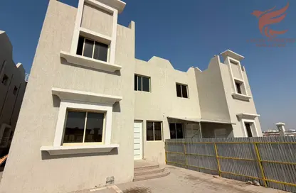 Villa - 5 Bedrooms - 5 Bathrooms for rent in Khuzam - Ras Al Khaimah Villa - 5 Bedrooms - 5 Bathrooms for rent in Khuzam - Ras Al Khaimah
