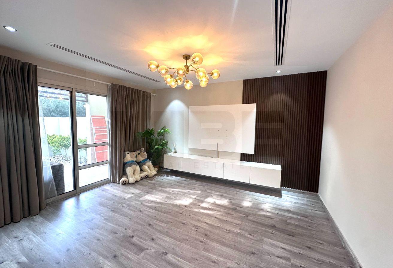 Upgraded 3BR Villa in Malibu | Prime Community –