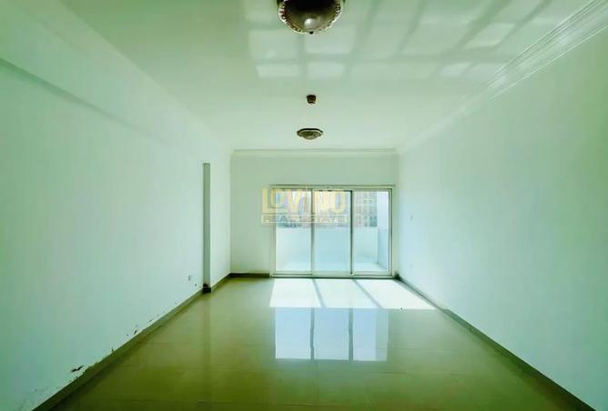 63641989 - صورة العقار 3