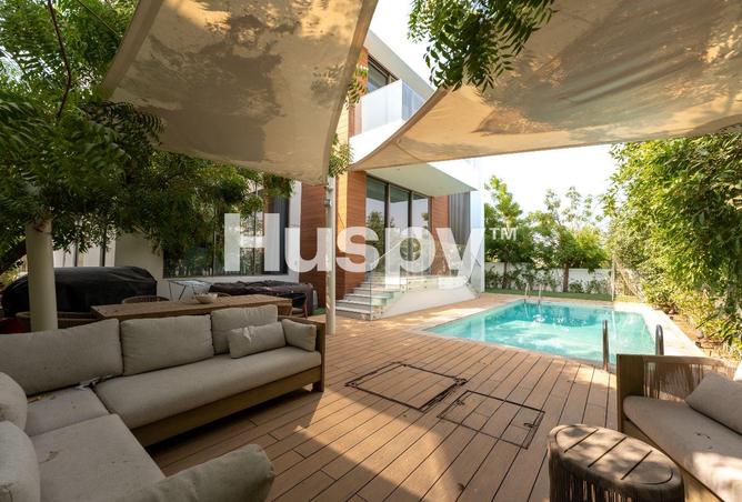 117269610 - Property Main Image