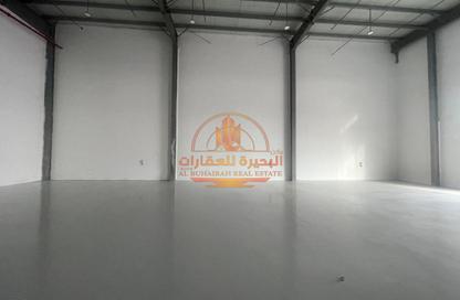 مستودع - استوديو - 1 حمام للايجار في أم الثعوب - أم القيوين