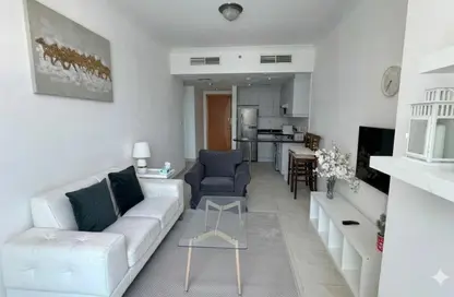 شقة - غرفة نوم - 1 حمام للايجار في أبراج بحيرات الجميرا - دبي